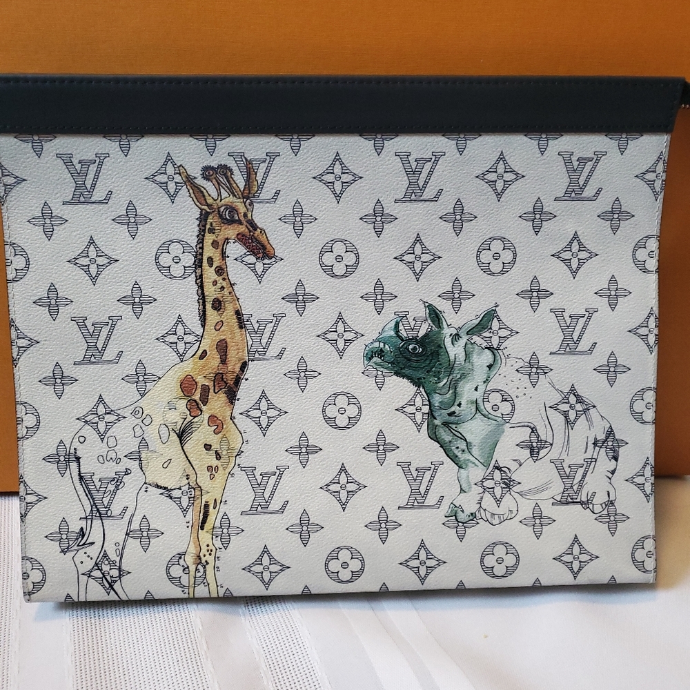 Limited edition Louis Vuitton x Chapman Brothers Pochette  LV #M66649